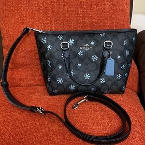 NEW Coach Alice Satchel With Snowflake Print